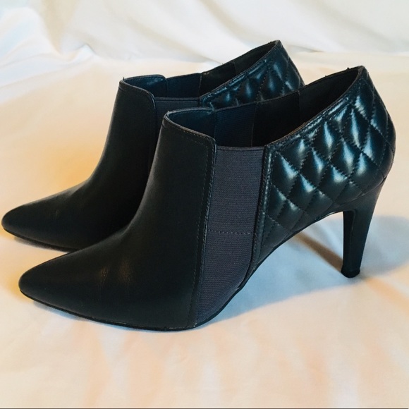 Isaac Mizrahi Shoes - Isaac Mizrahi - Marissa Quilted Leather Booties